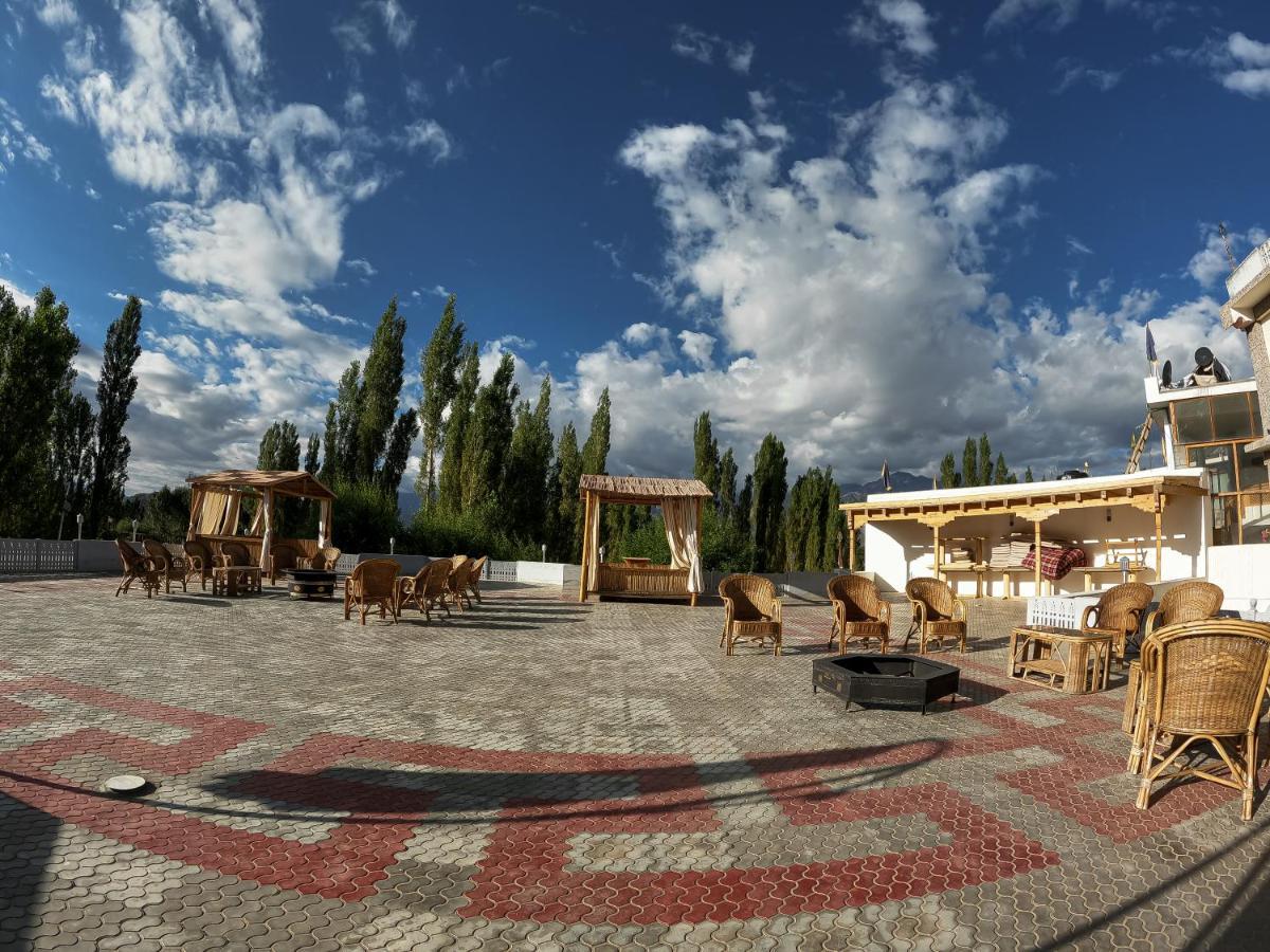 Cho Palace Leh Buitenkant foto
